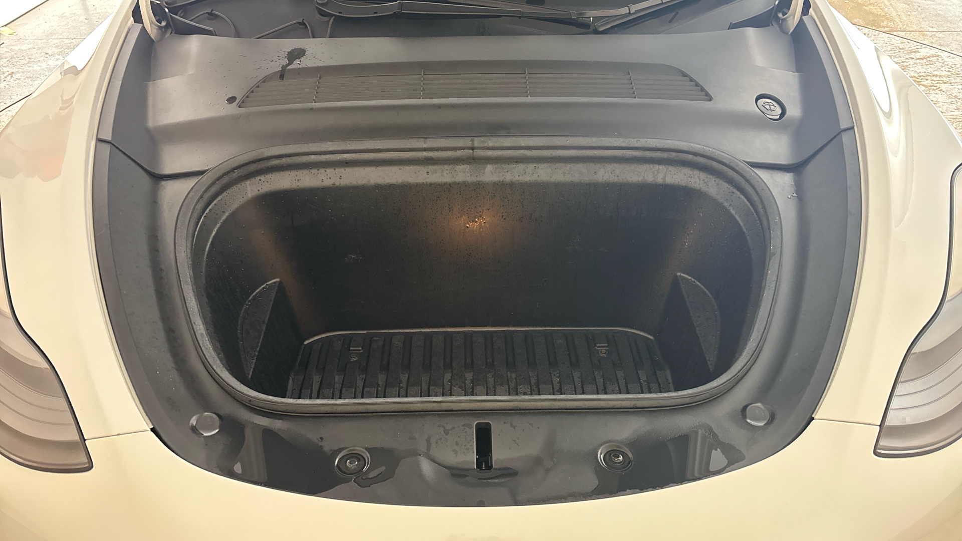 4020879 Long Range AWD 5dr Auto