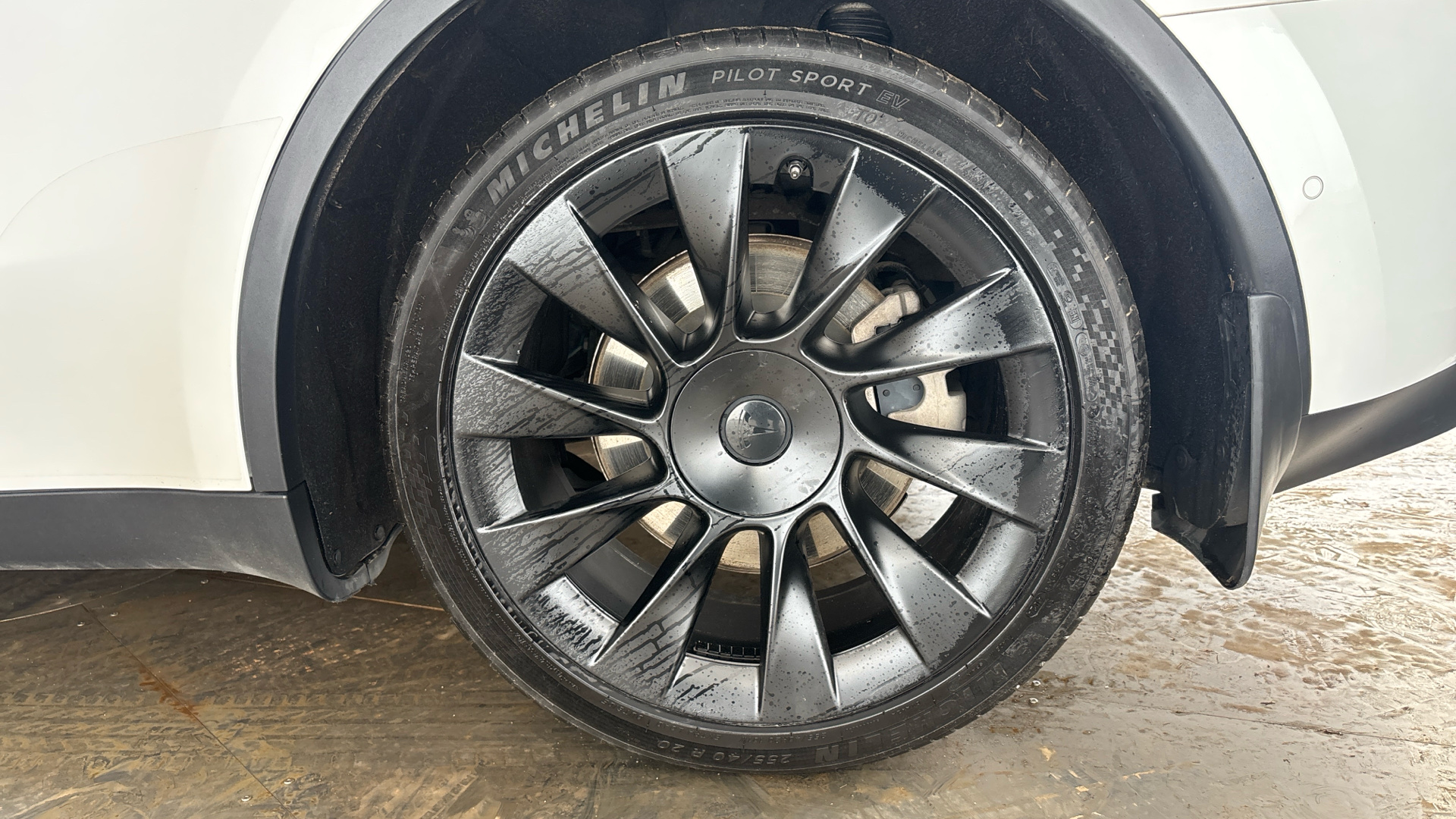 4020879 Long Range AWD 5dr Auto