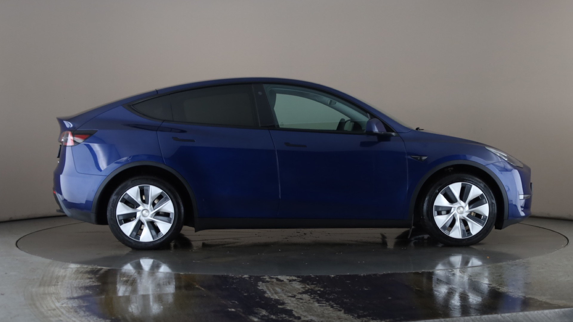 4020696 Long Range AWD 5dr Auto