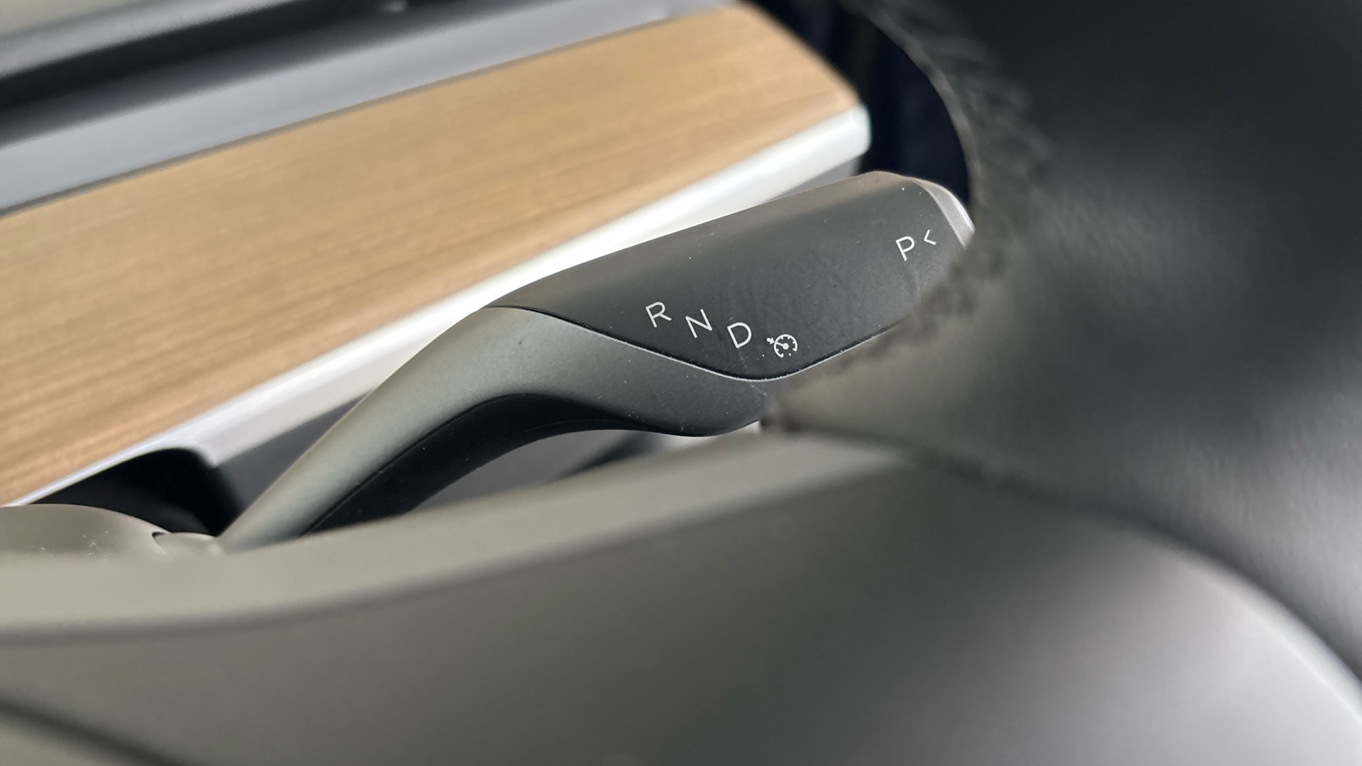 4020696 Long Range AWD 5dr Auto