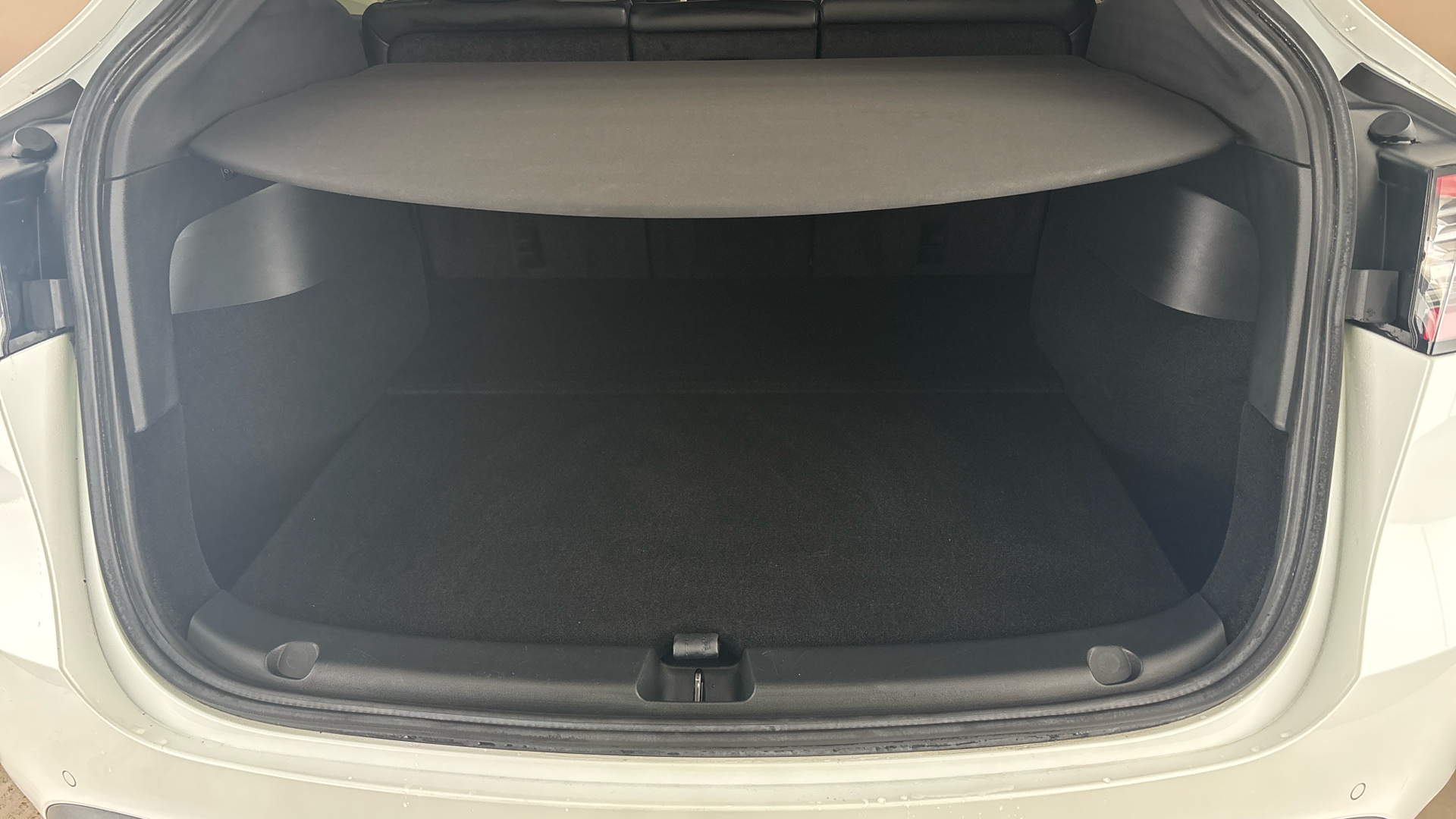 4020646 Long Range AWD 5dr Auto