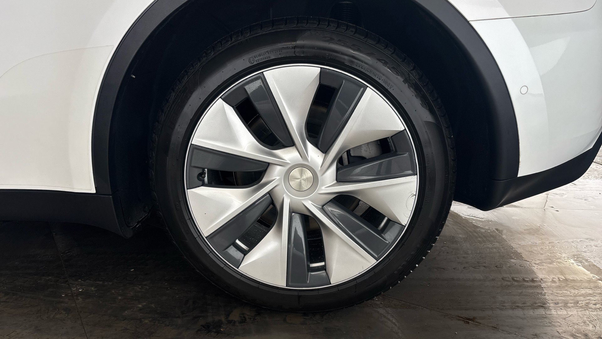 4020646 Long Range AWD 5dr Auto