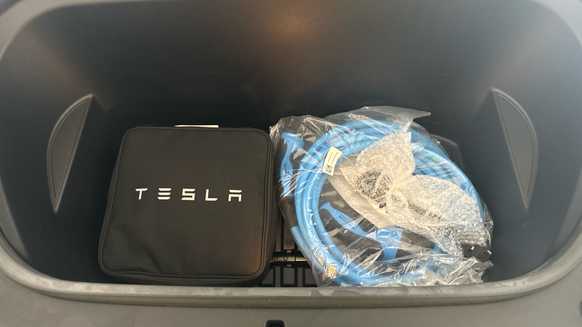 4020646 Long Range AWD 5dr Auto