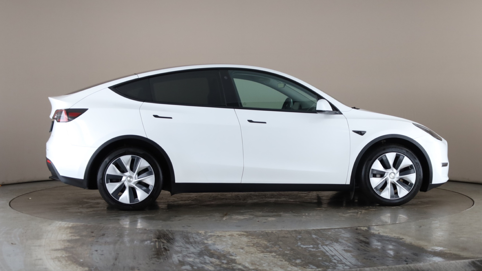 4020643 Long Range AWD 5dr Auto