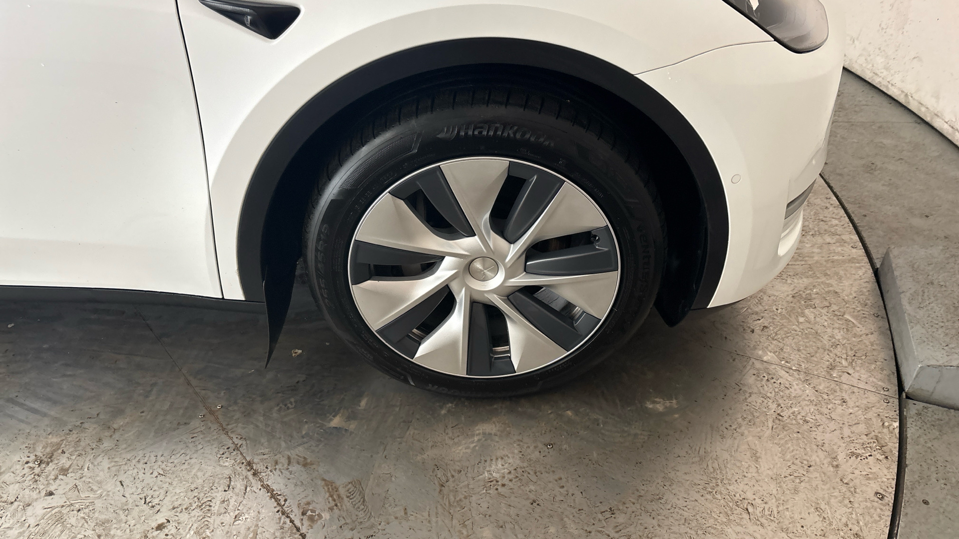 4020643 Long Range AWD 5dr Auto