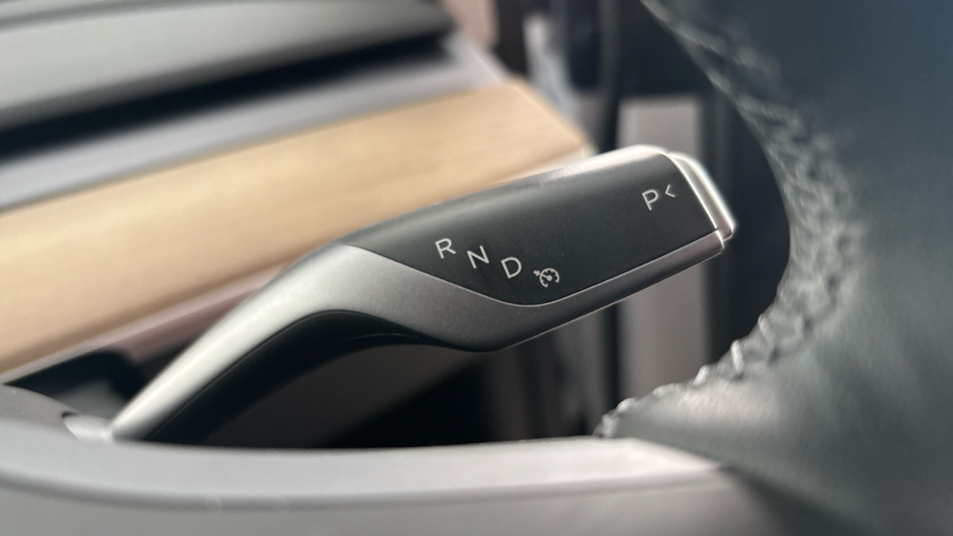 4020643 Long Range AWD 5dr Auto