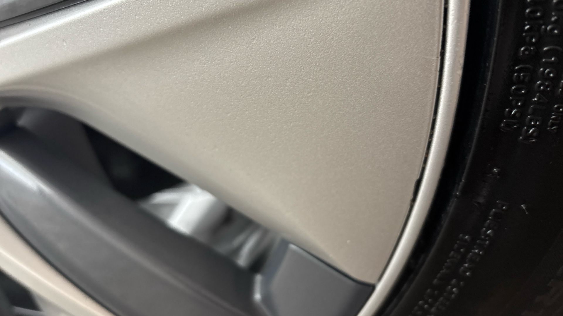 4020626 Long Range AWD 5dr Auto