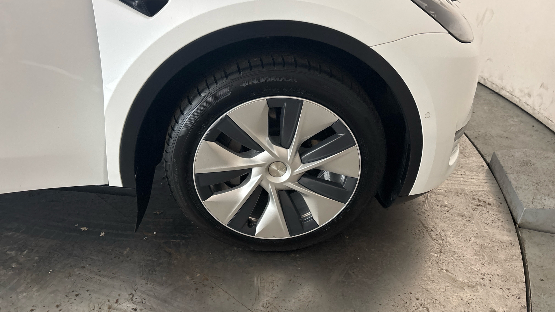 4020626 Long Range AWD 5dr Auto