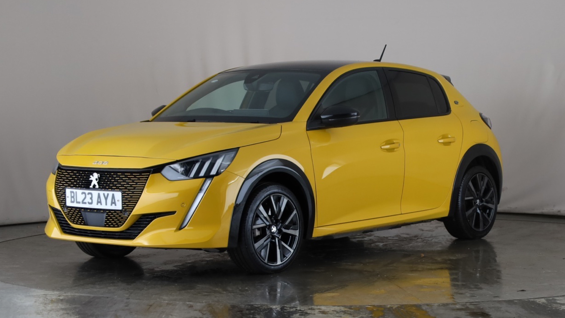 100kW GT 50kWh 5dr Auto [2023]