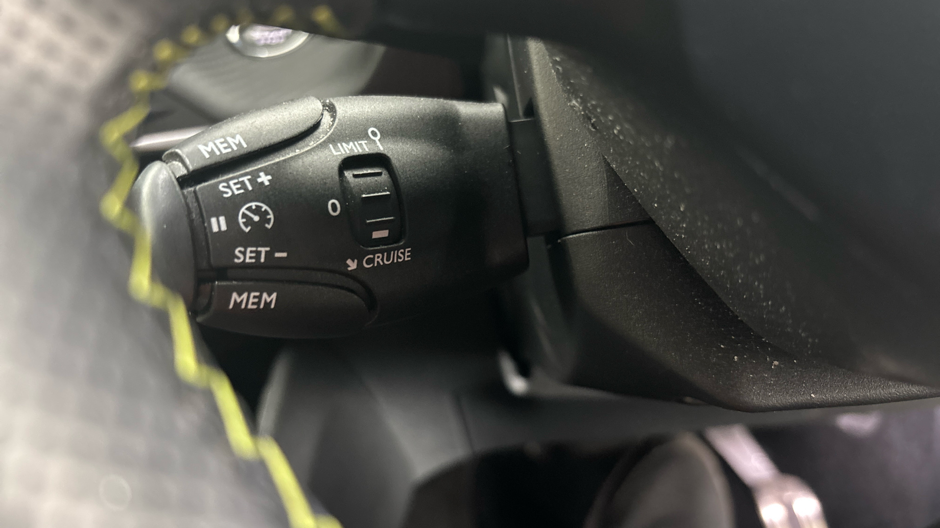 4020659 100kW GT 50kWh 5dr Auto