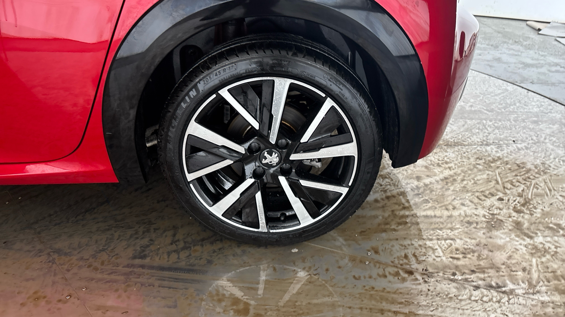 4060172 100kW GT 50kWh 5dr Auto