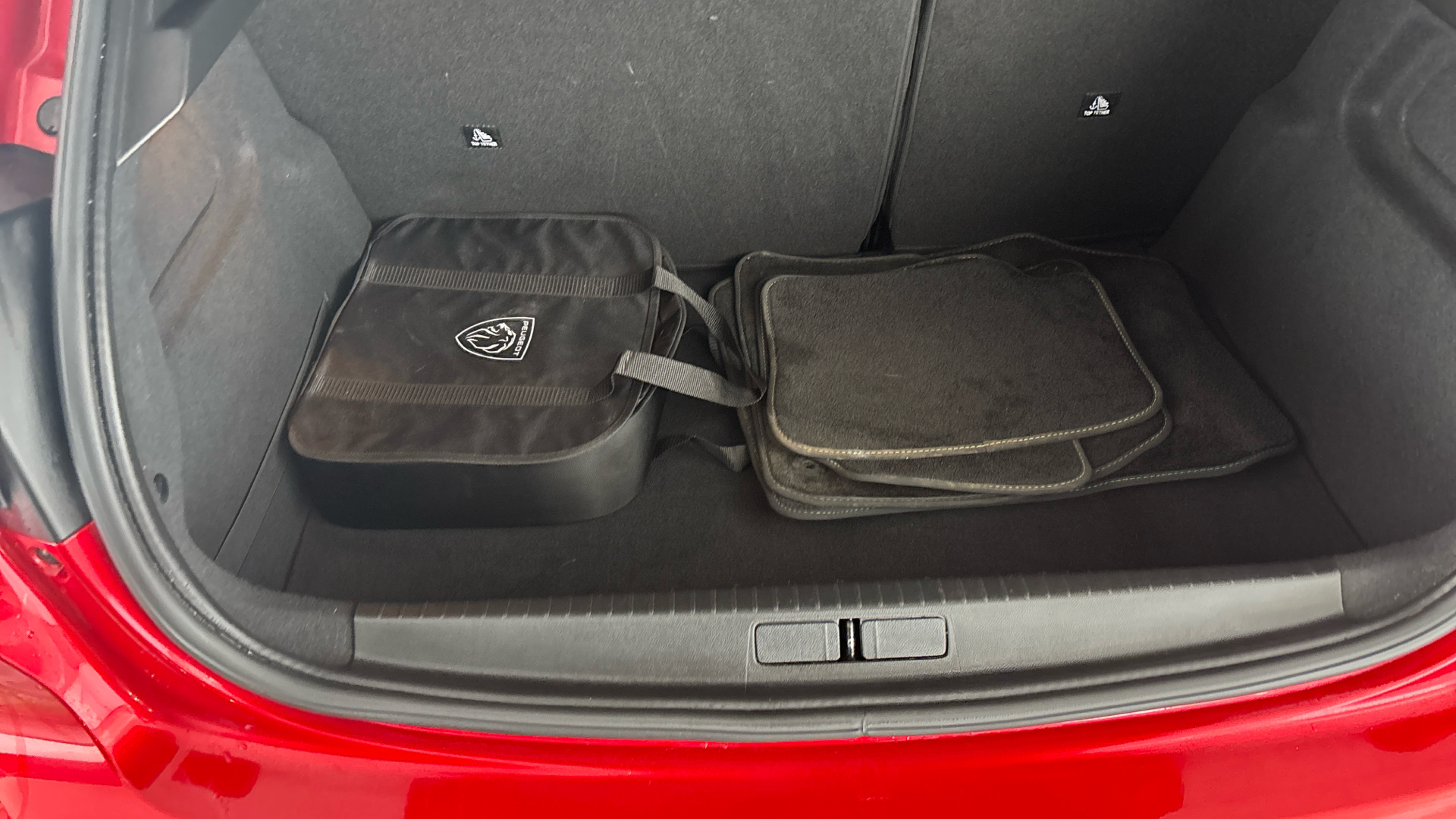 4060172 100kW GT 50kWh 5dr Auto