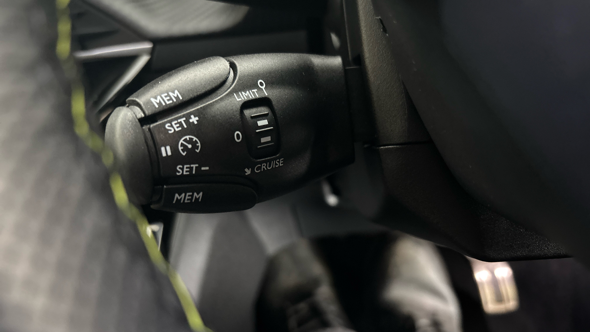 4060172 100kW GT 50kWh 5dr Auto