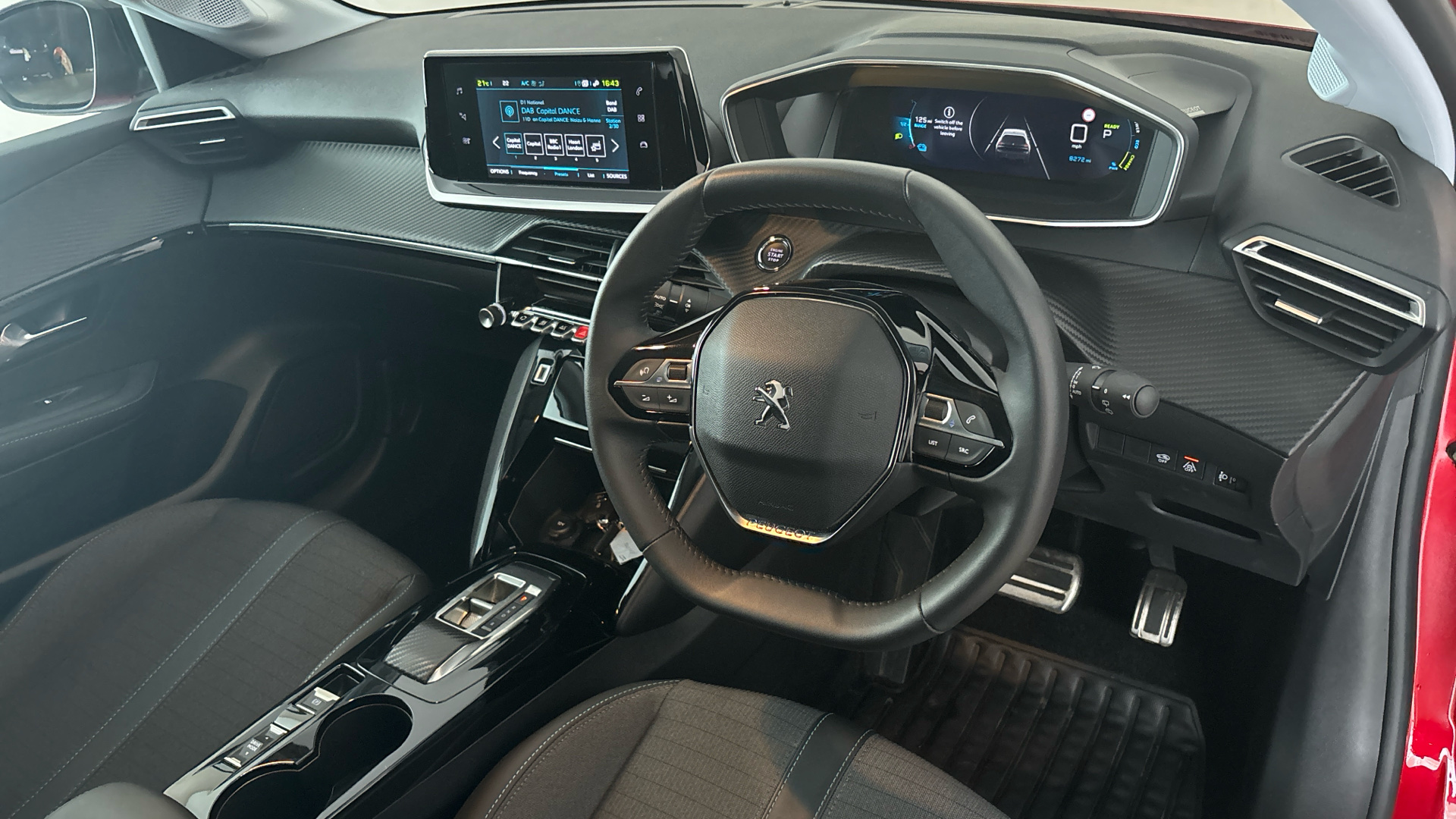 Peugeot 208 100kW Allure Premium + 50kWh 5dr Auto