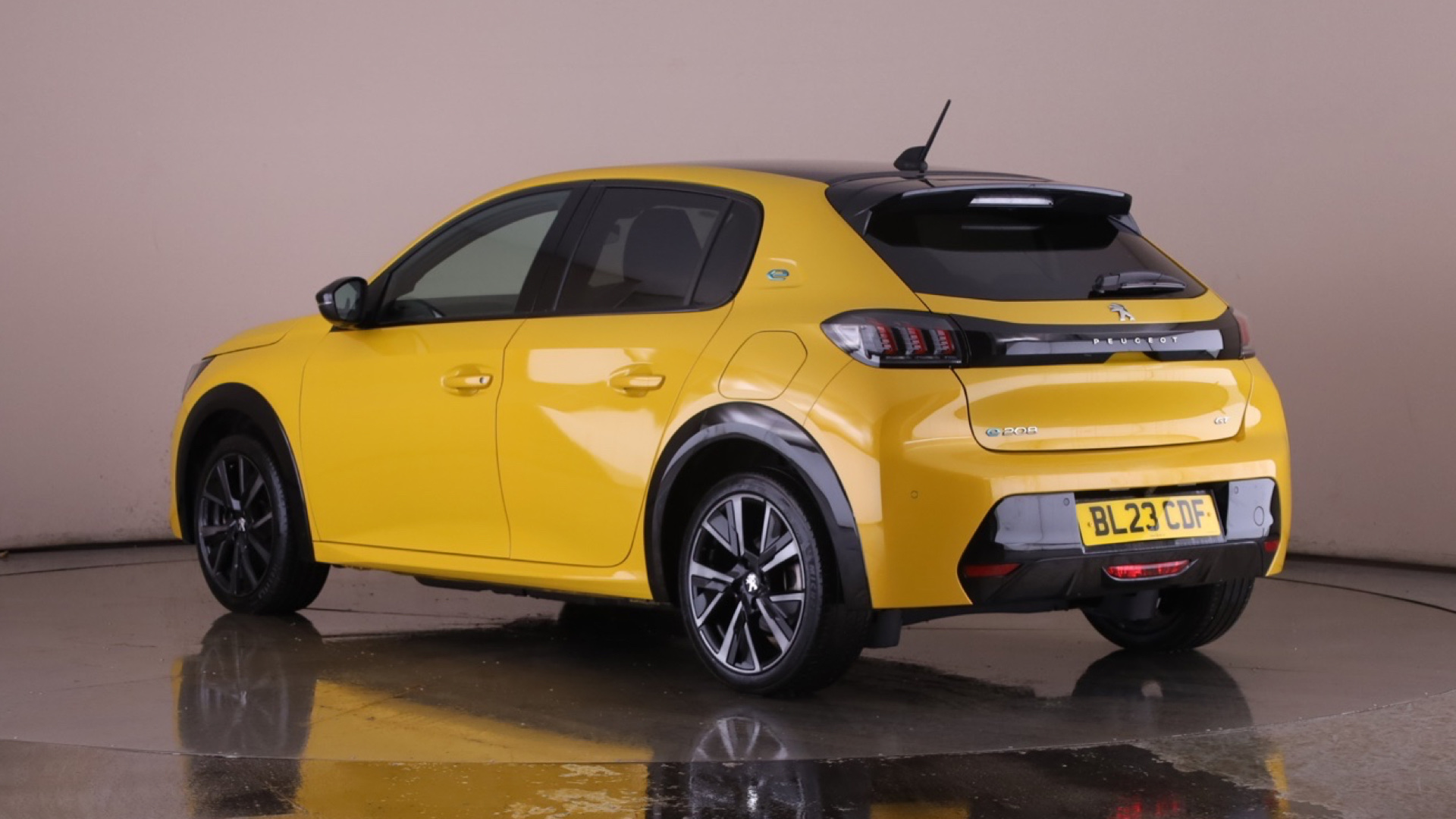 100kW GT 50kWh 5dr Auto [2023]