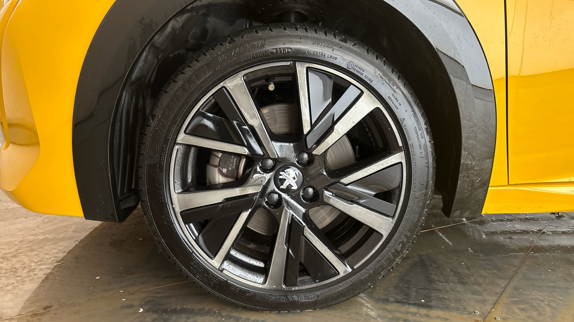 4020794 100kW GT 50kWh 5dr Auto