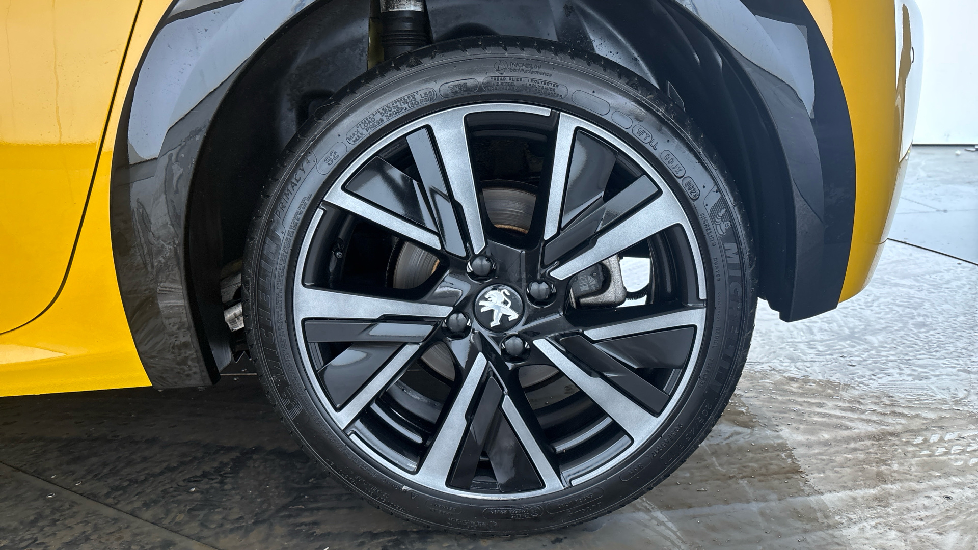 4020794 100kW GT 50kWh 5dr Auto