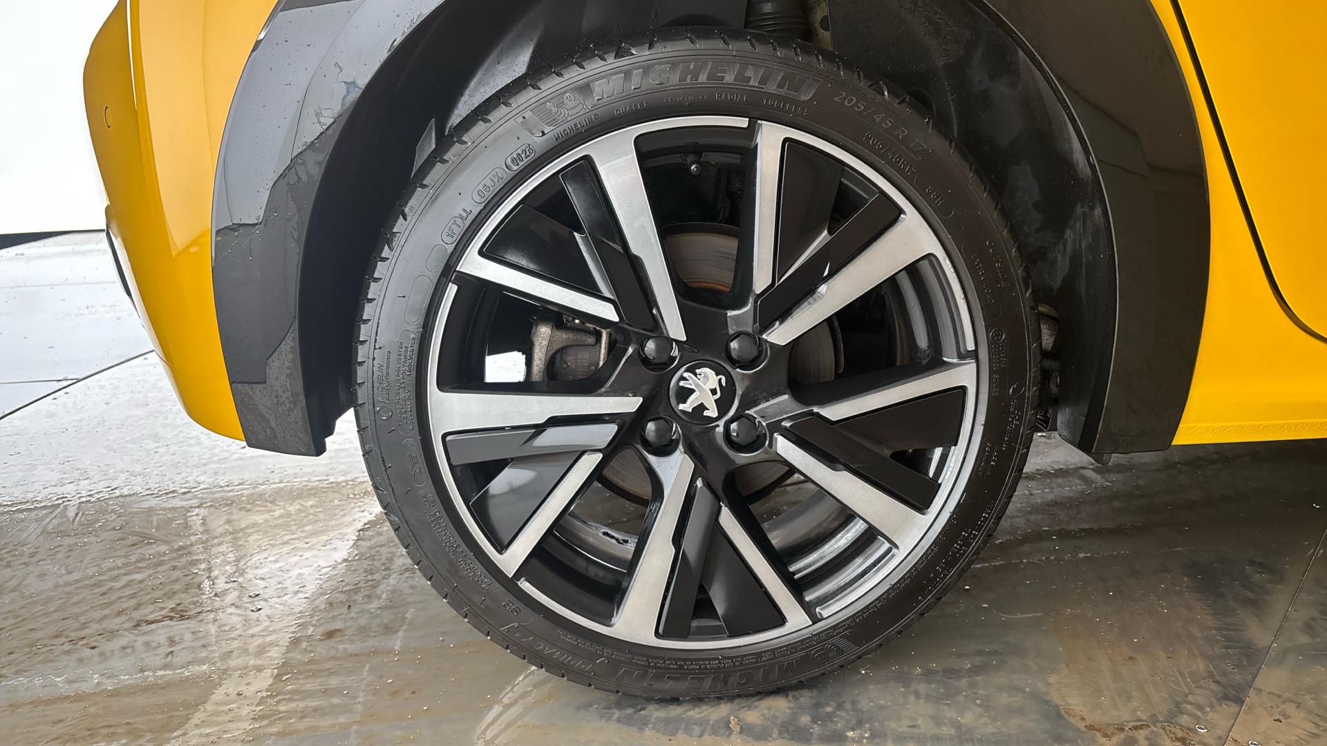 4020794 100kW GT 50kWh 5dr Auto