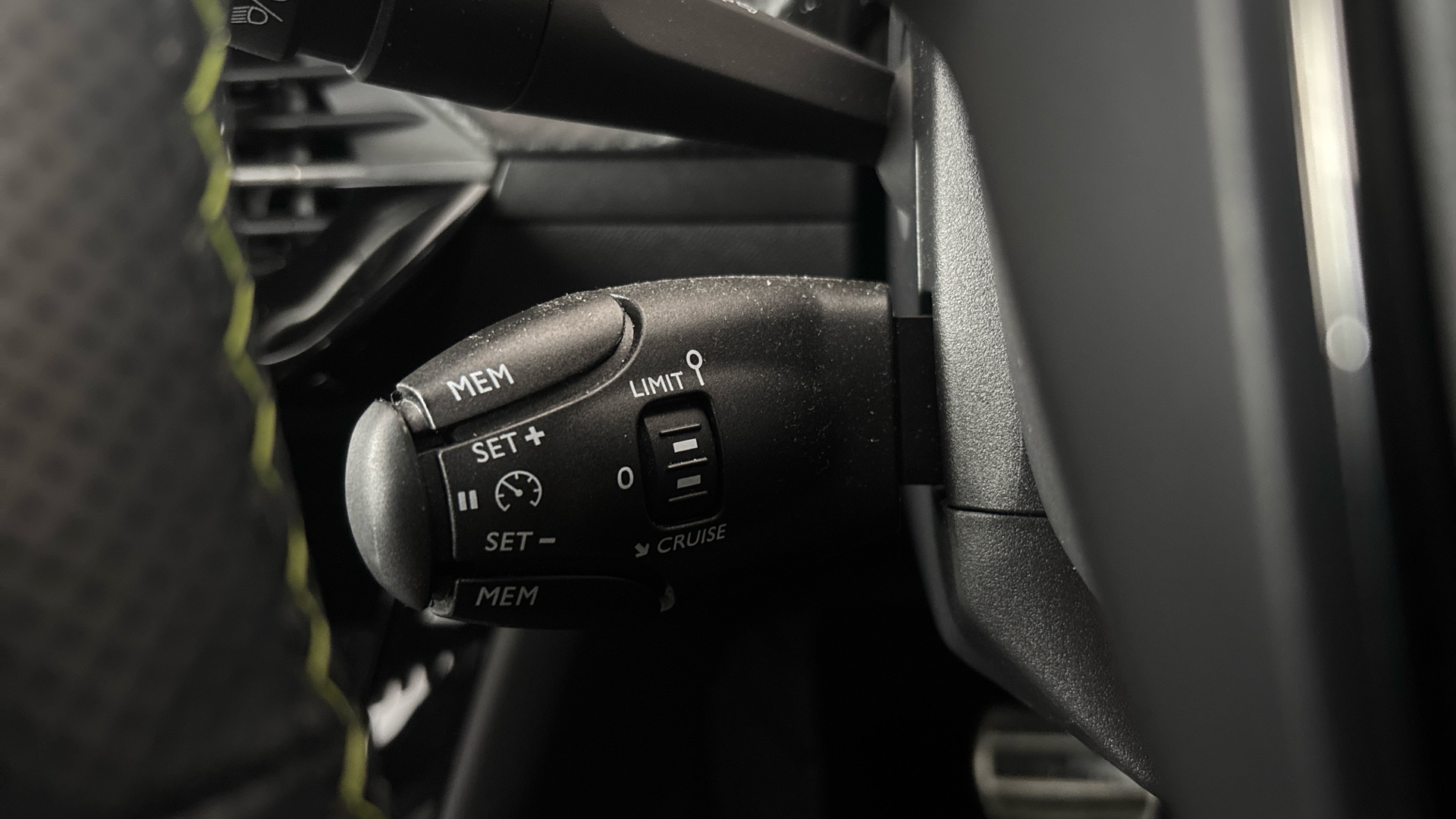 4020794 100kW GT 50kWh 5dr Auto