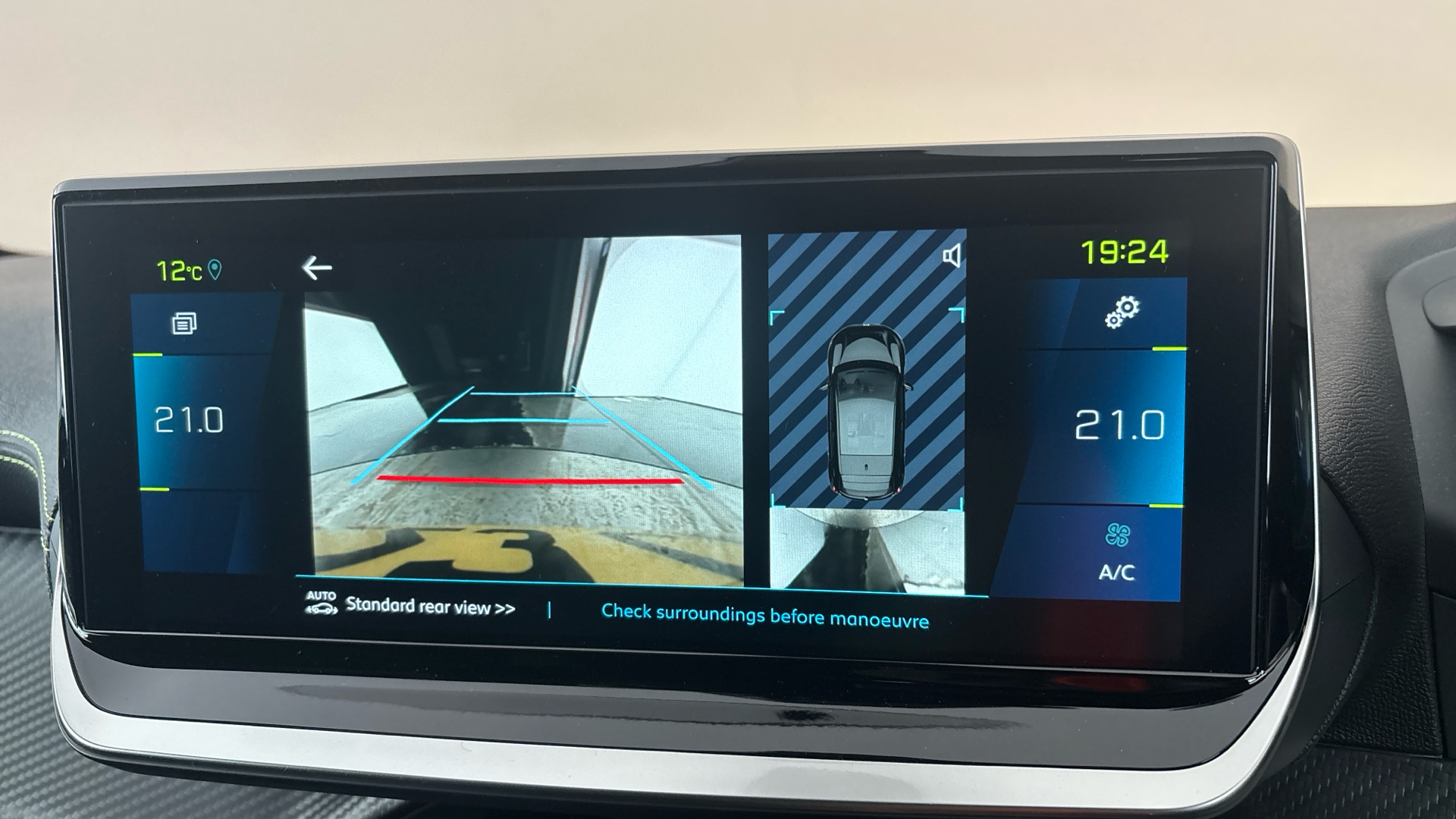 4020794 100kW GT 50kWh 5dr Auto