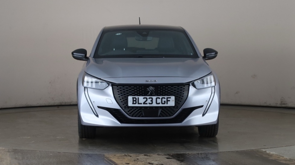 PEUGEOT 208 Image 8