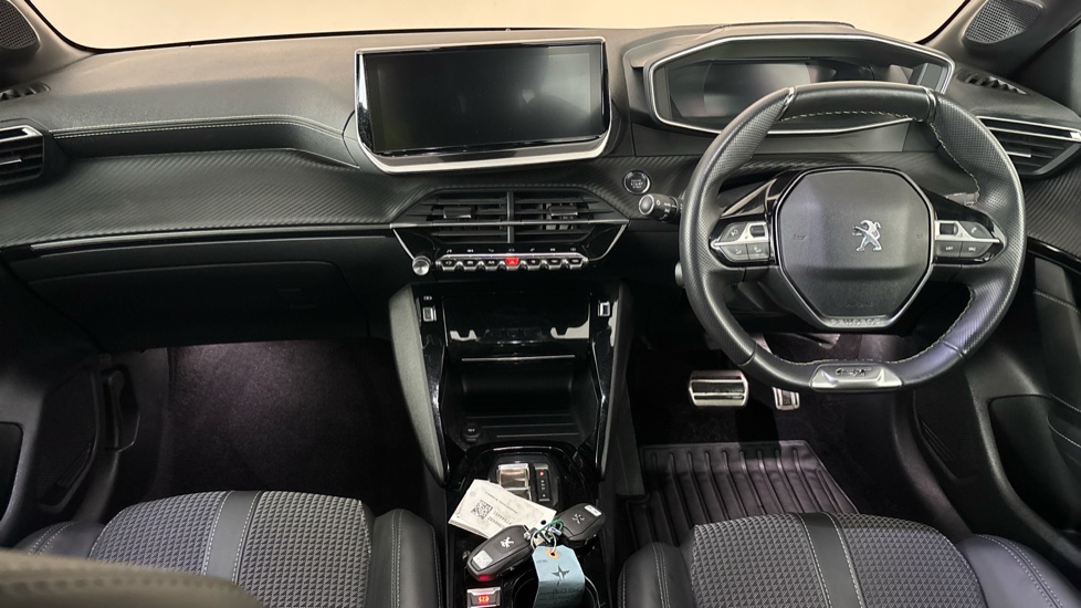 PEUGEOT 208 Image 11