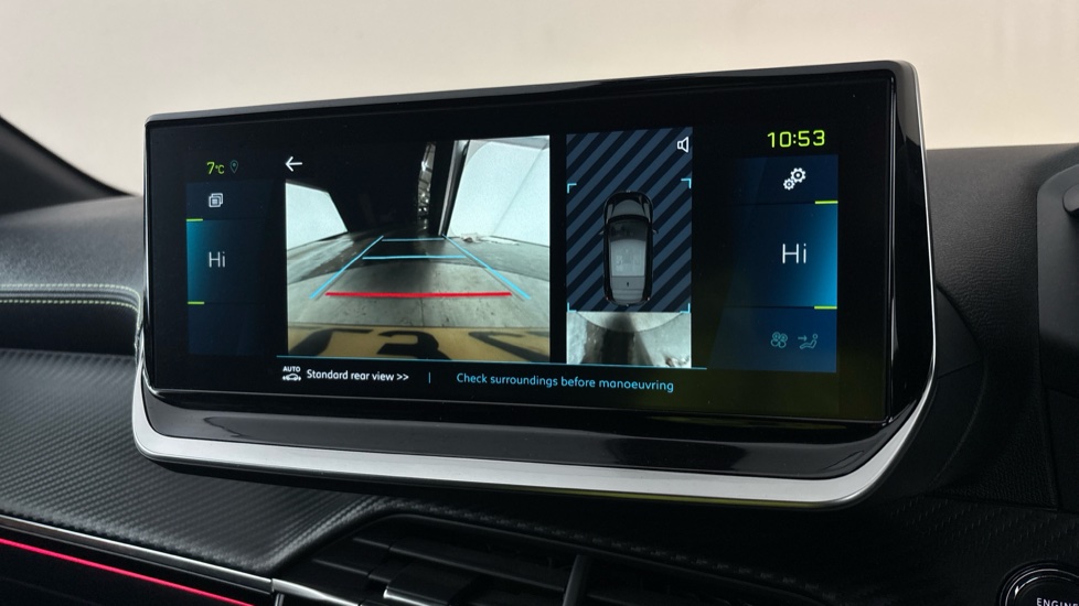 PEUGEOT 208 reverse camera