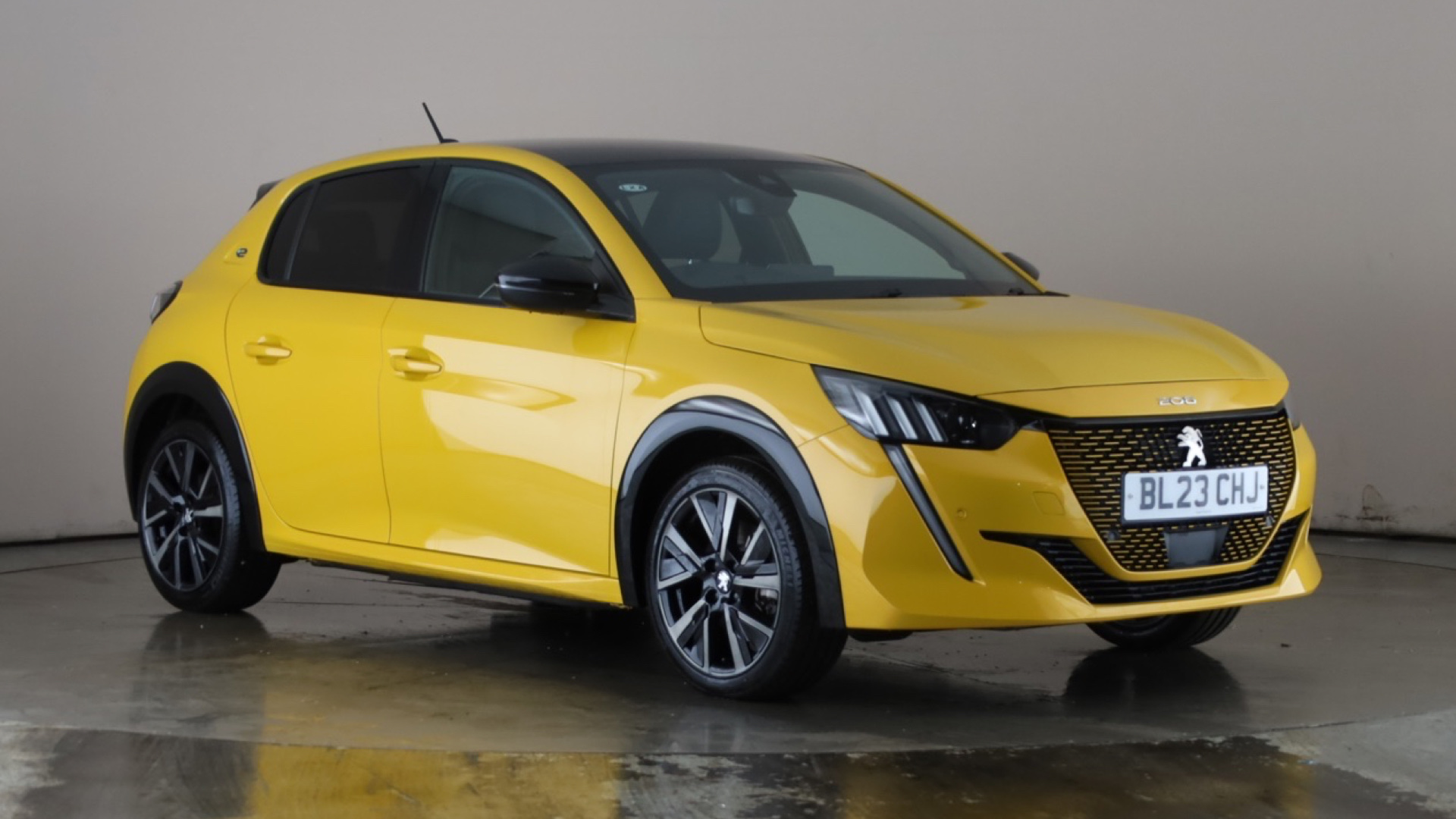 4020711 100kW GT 50kWh 5dr Auto