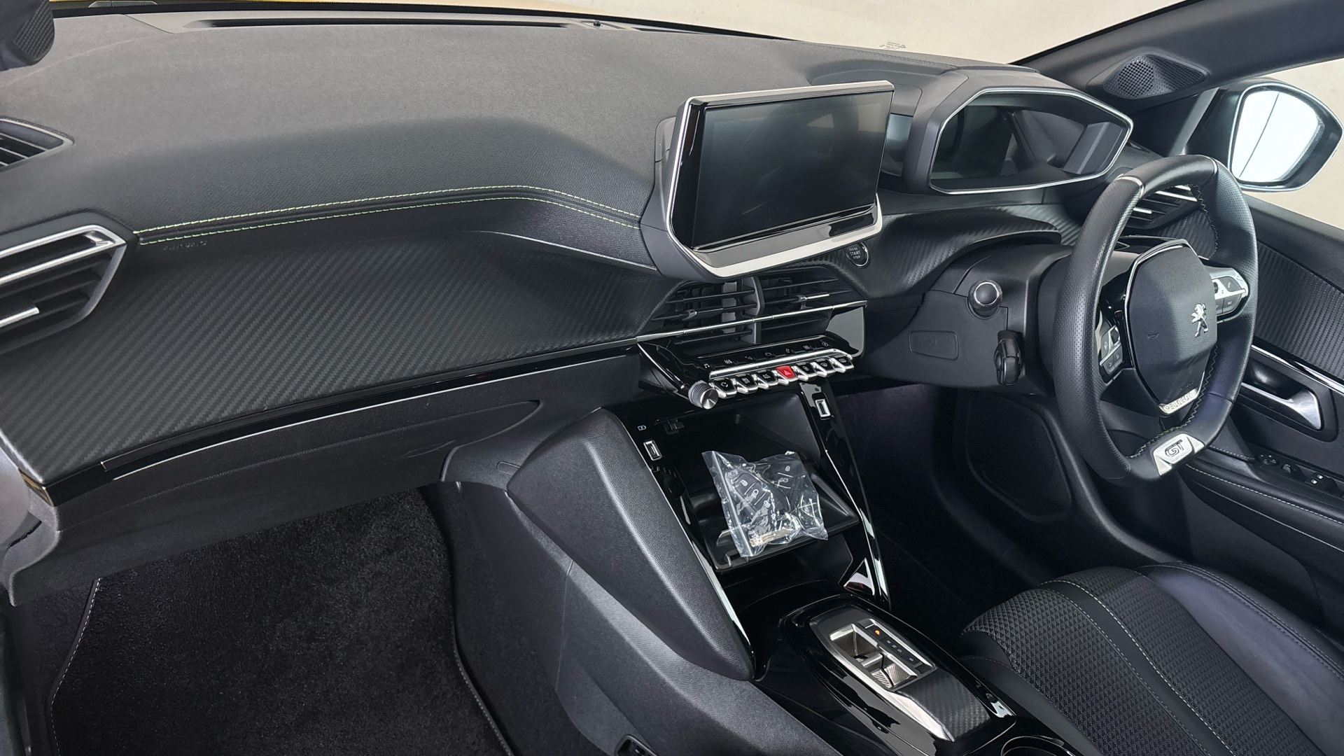 4020711 100kW GT 50kWh 5dr Auto