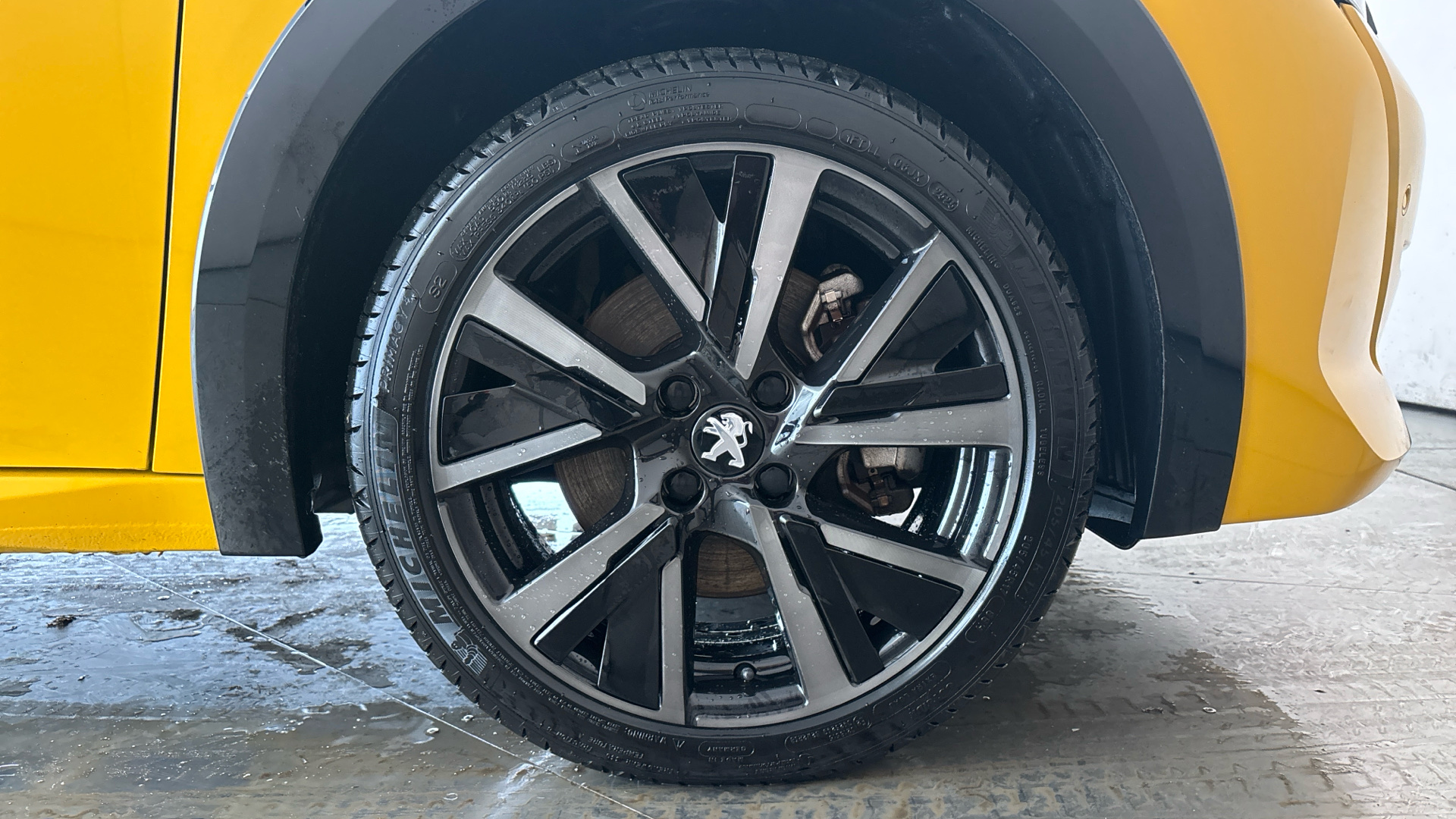 4020711 100kW GT 50kWh 5dr Auto