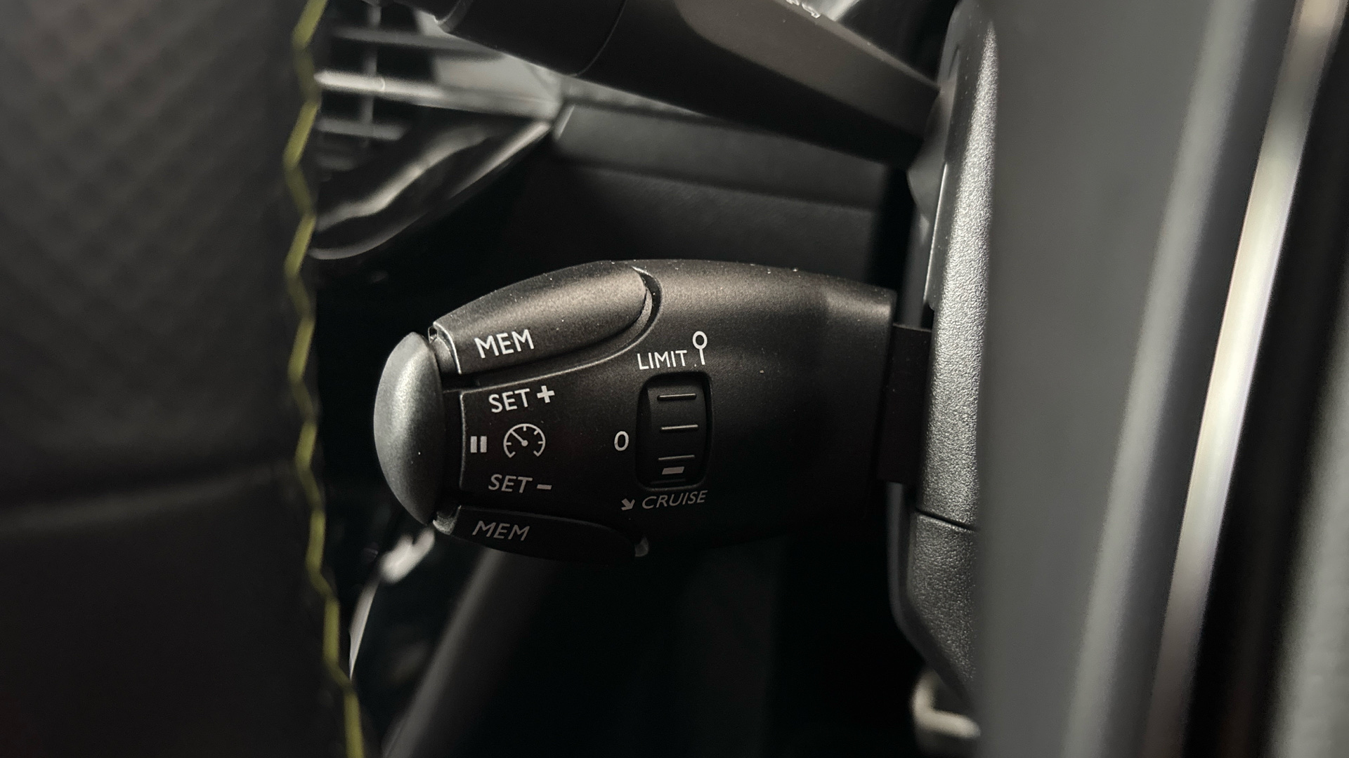 4020711 100kW GT 50kWh 5dr Auto