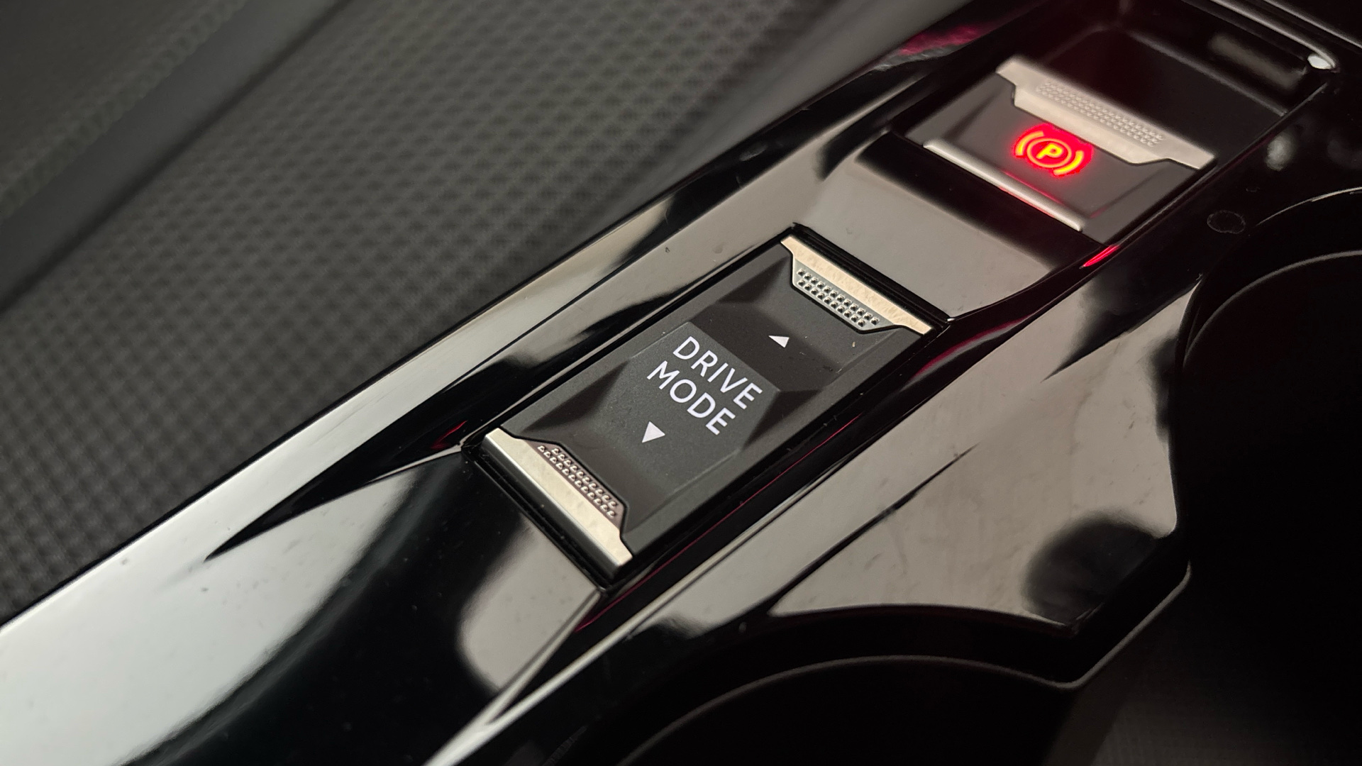 4020711 100kW GT 50kWh 5dr Auto