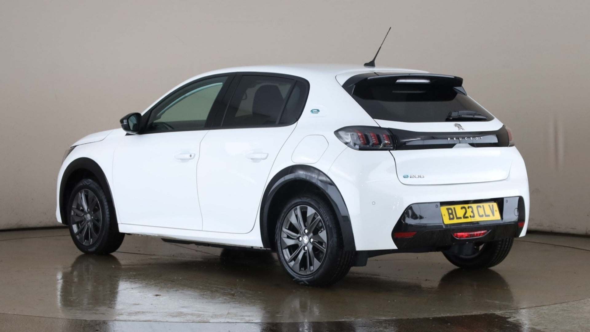 100kW Allure Premium + 50kWh 5dr Auto [2023]