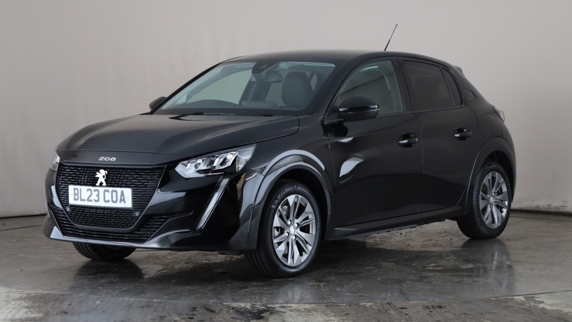 100kW Allure Premium + 50kWh 5dr Auto [2023]