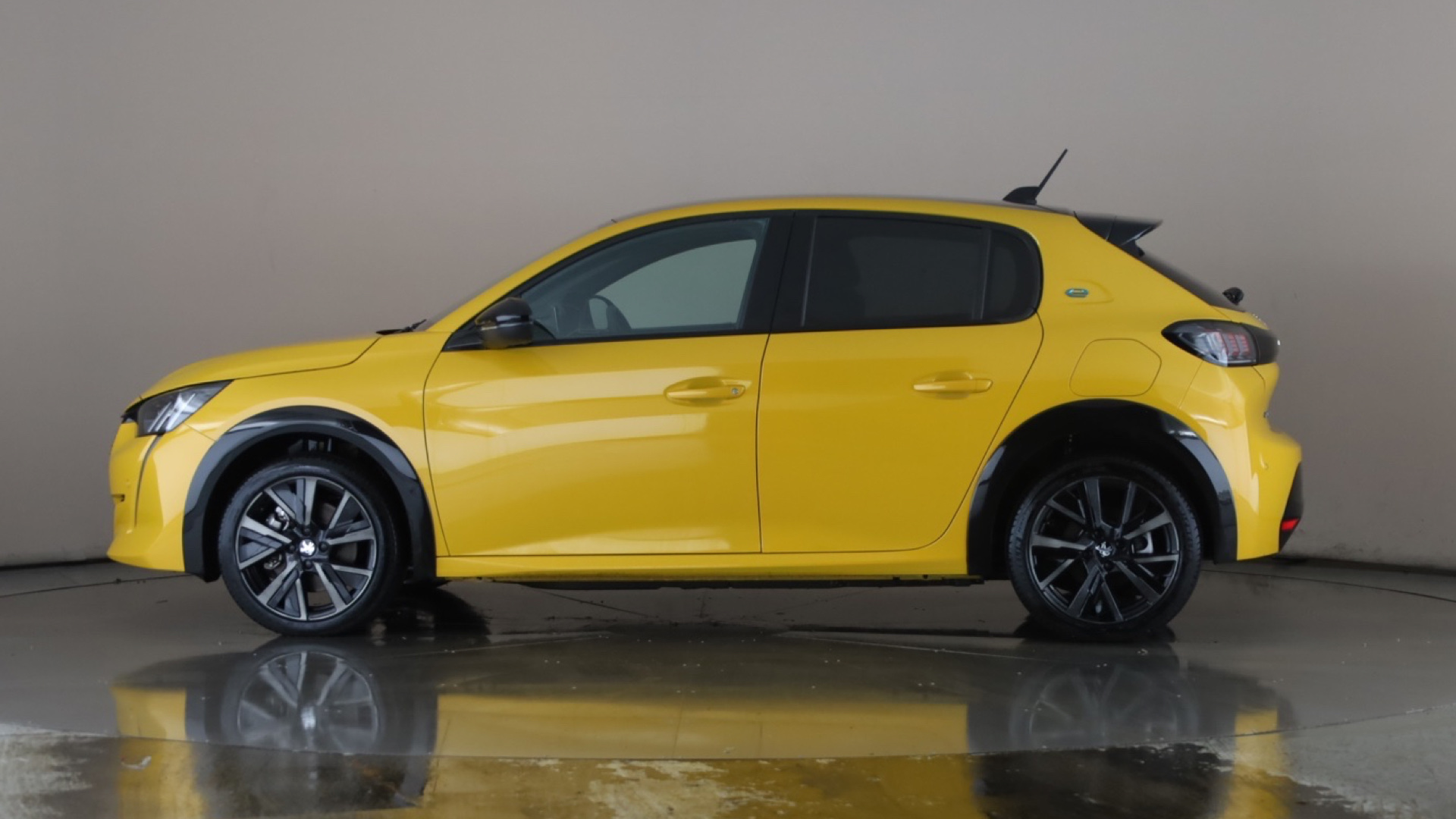 100kW GT 50kWh 5dr Auto [2023]