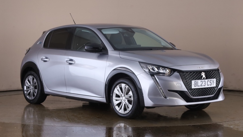 PEUGEOT 208 Image 7