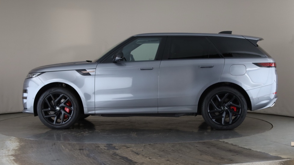 LAND ROVER RANGE ROVER SPORT Image 2