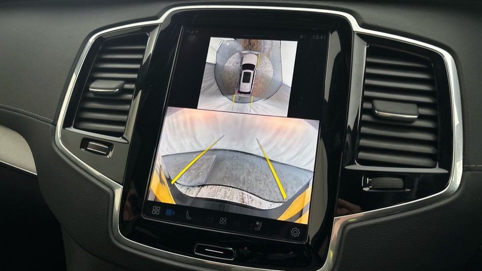 VOLVO XC90 reverse camera