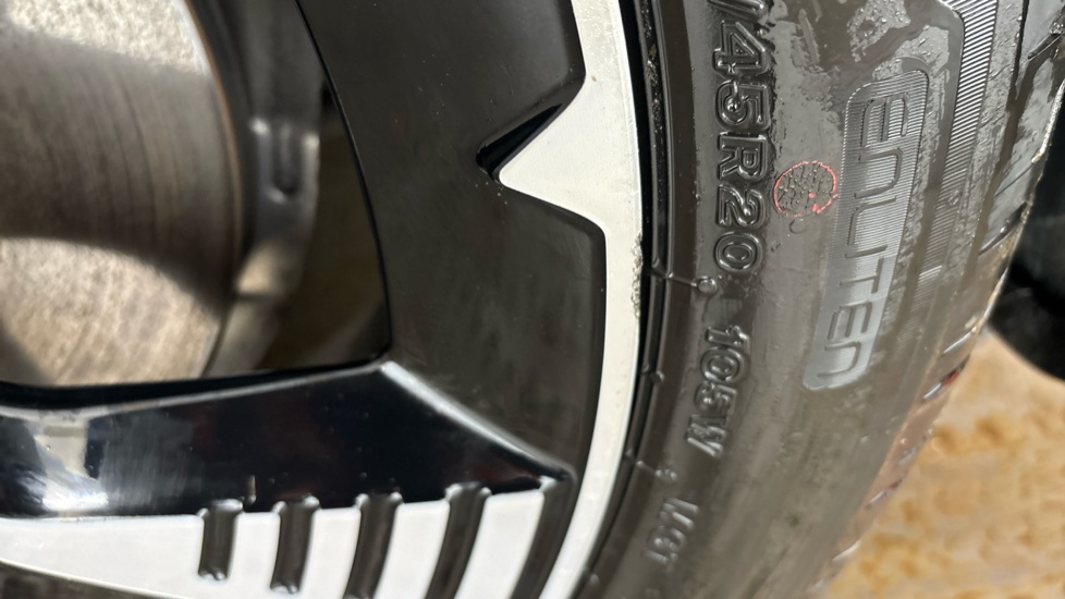 MASERATI GRECALE scuff