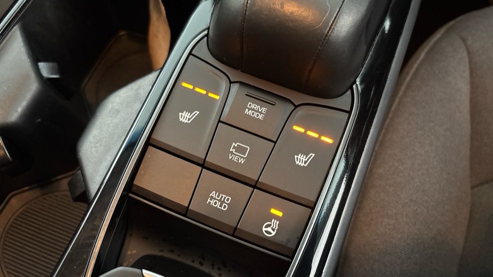 HYUNDAI IONIQ Heated interior