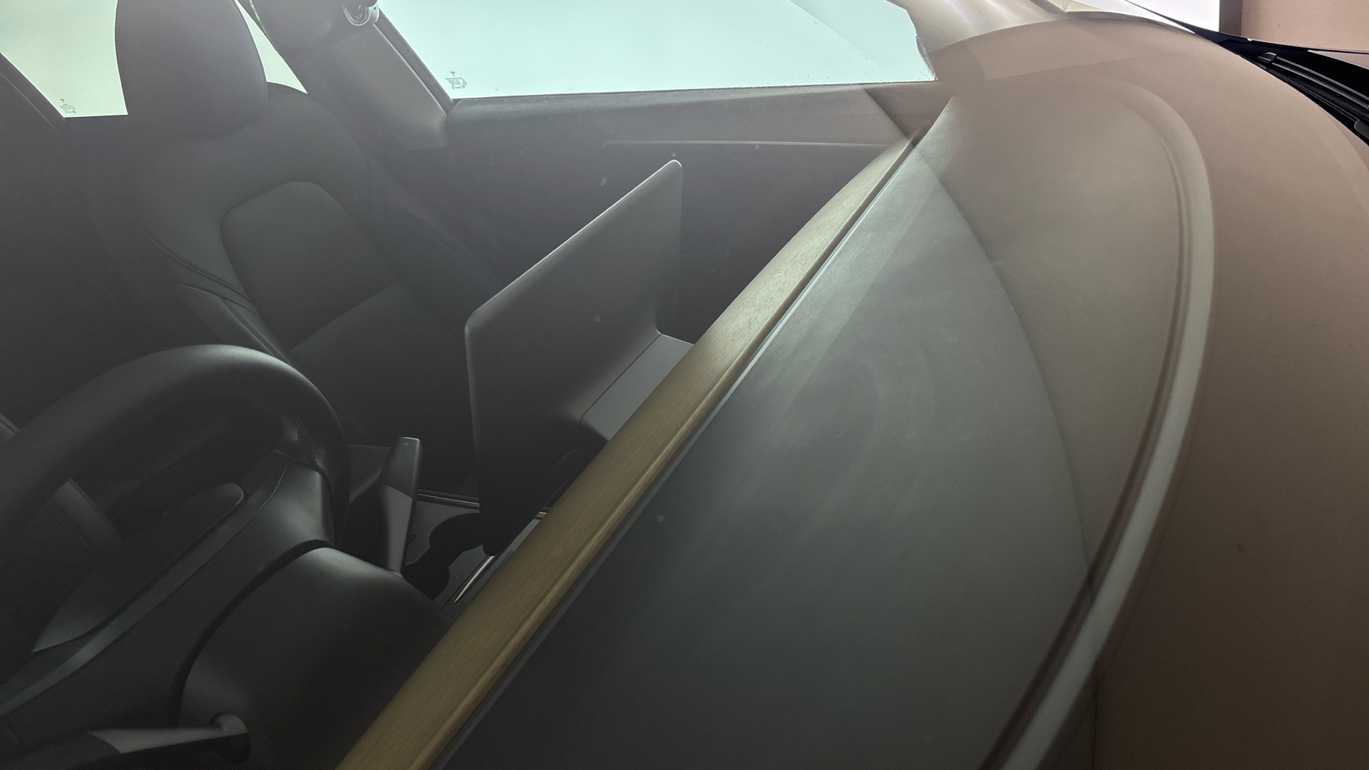 4049523 Long Range AWD 5dr Auto