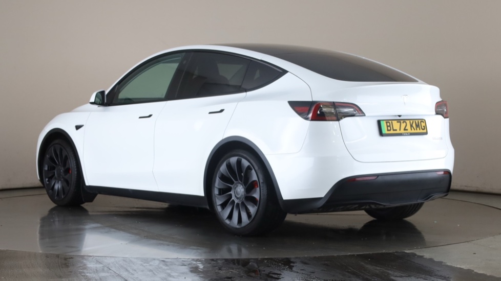 TESLA MODEL Y Image 3