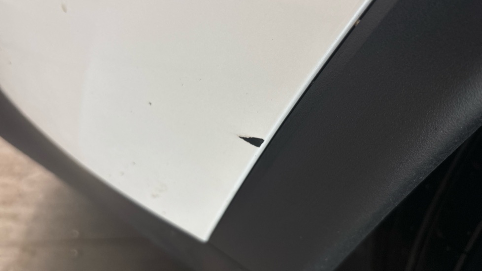 TESLA MODEL Y Scuff