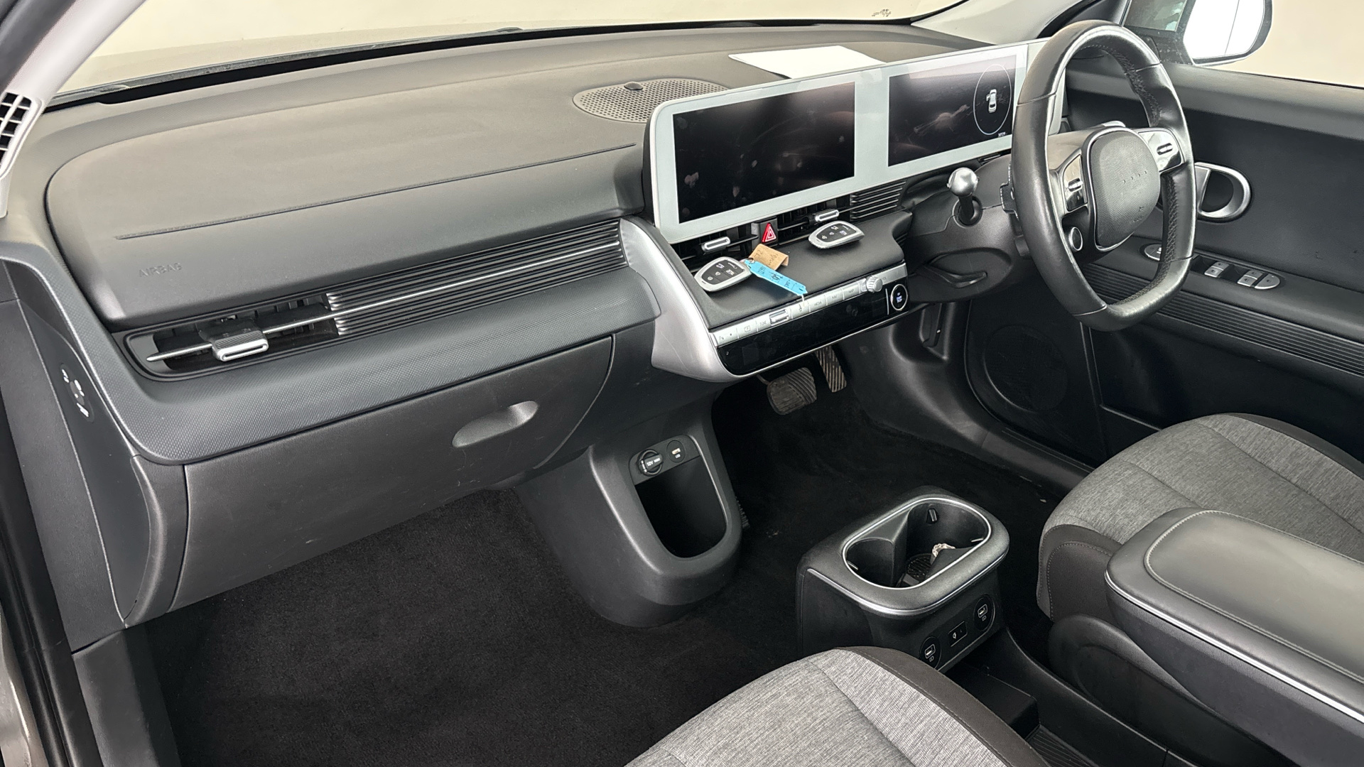 4020612 160kW Premium 73 kWh 5dr Auto