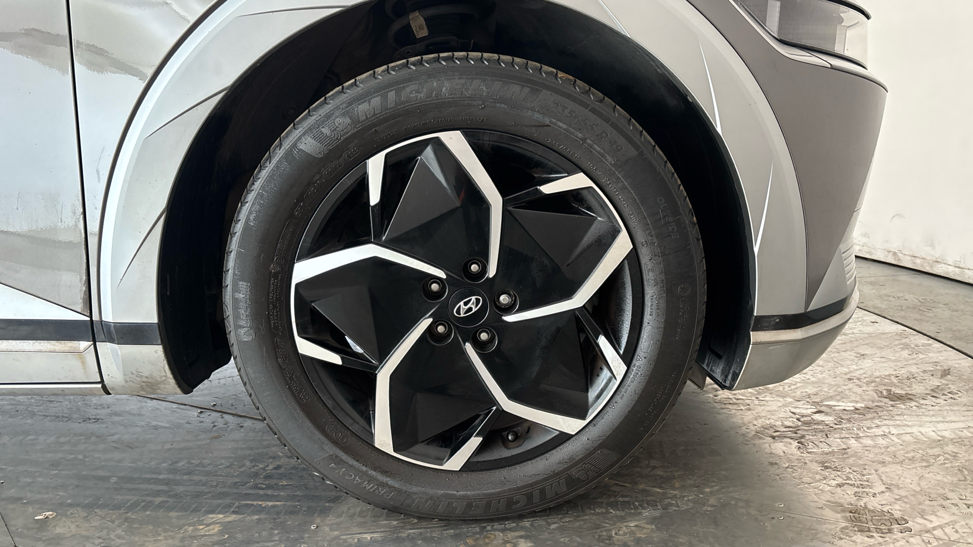 4020612 160kW Premium 73 kWh 5dr Auto