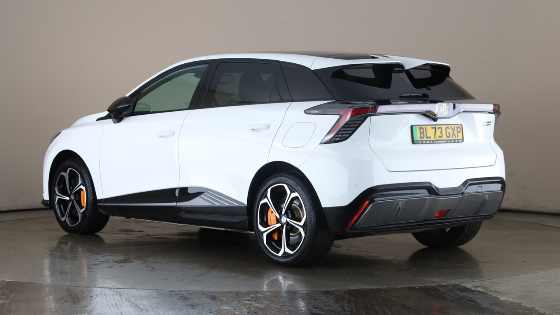 4027762 320kW EV XPOWER 64kWh 5dr Auto