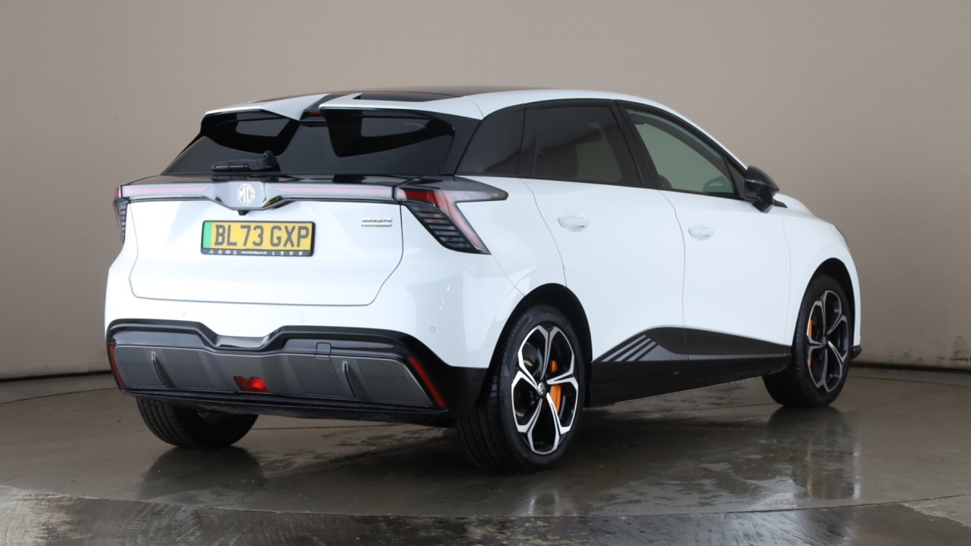 4027762 320kW EV XPOWER 64kWh 5dr Auto