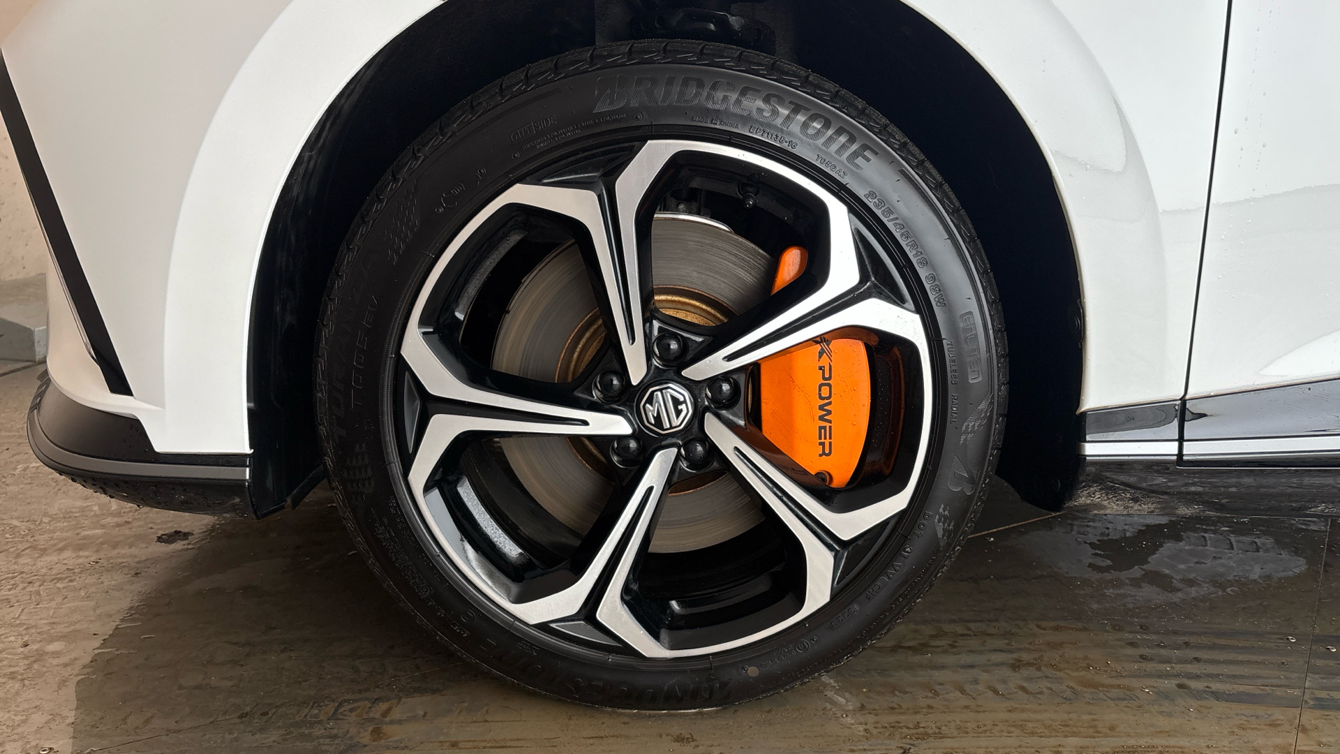 4027762 320kW EV XPOWER 64kWh 5dr Auto