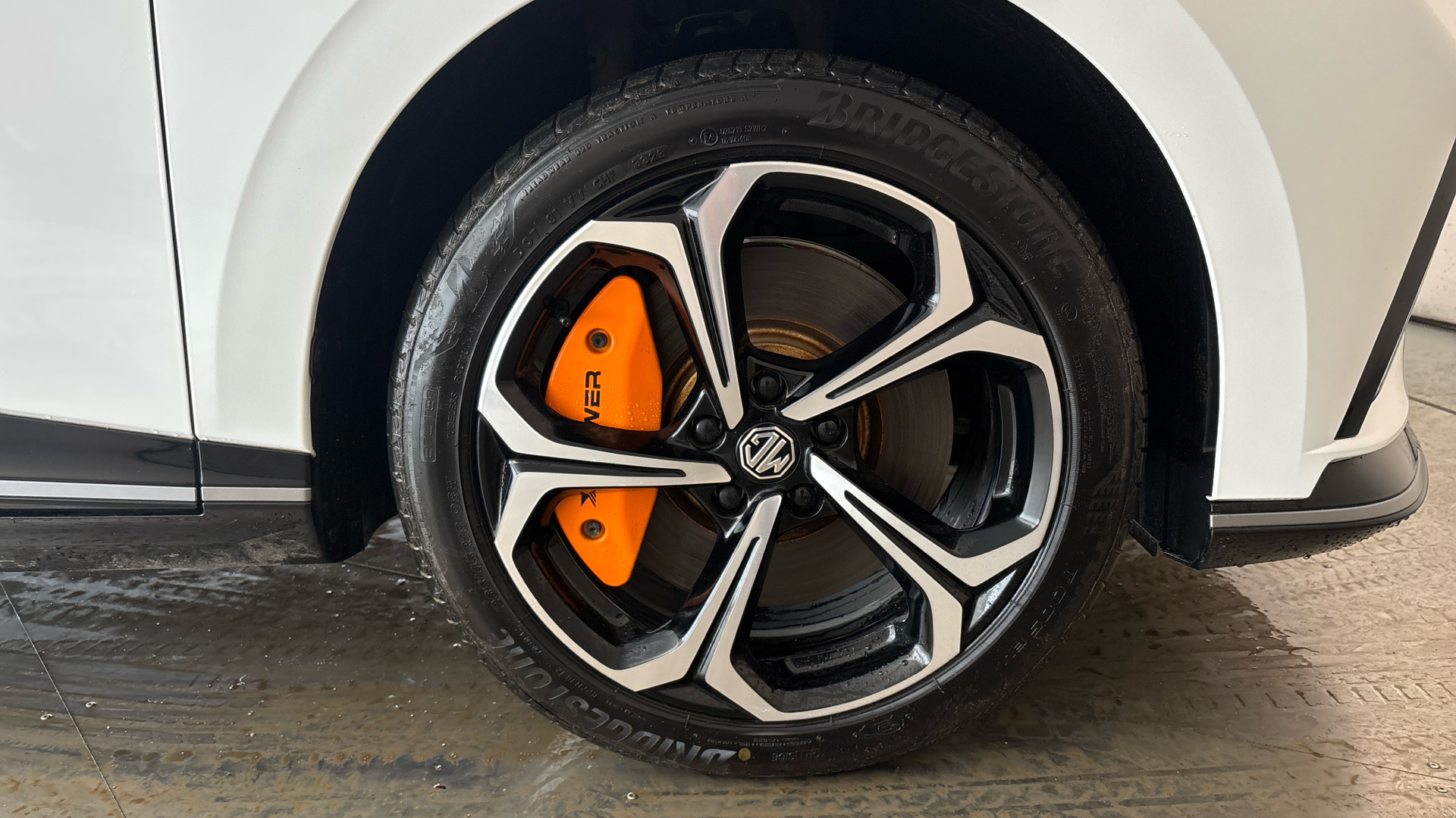 4027762 320kW EV XPOWER 64kWh 5dr Auto