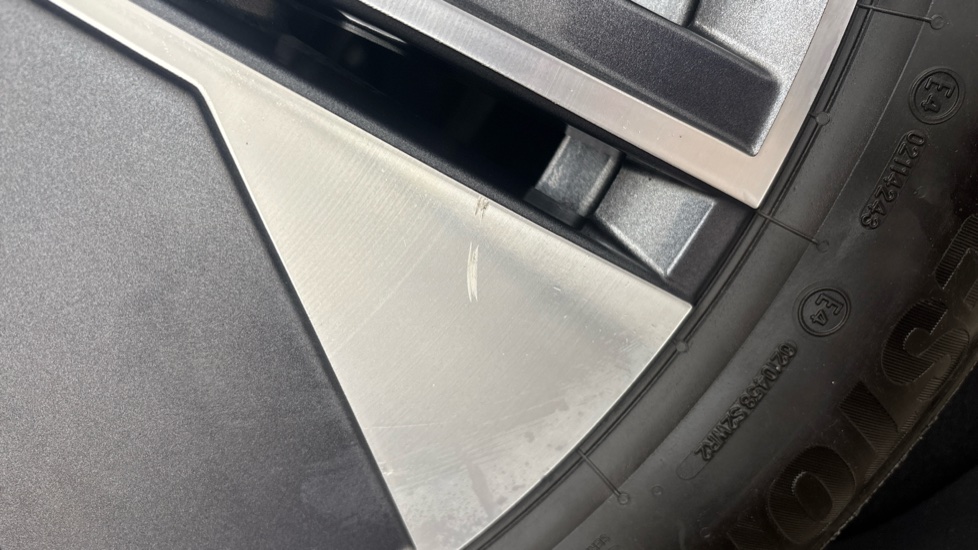 SKODA ENYAQ Scuff